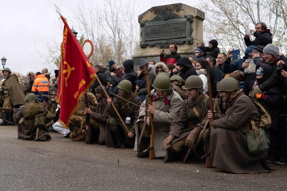 Recreación de la "Toma del puente de Kalach"