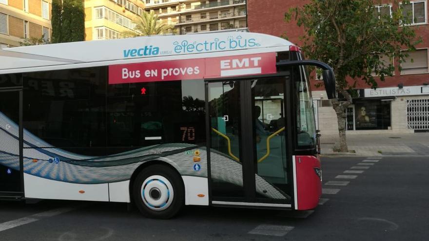 LA EMT comprará otros 12 autobuses híbridos