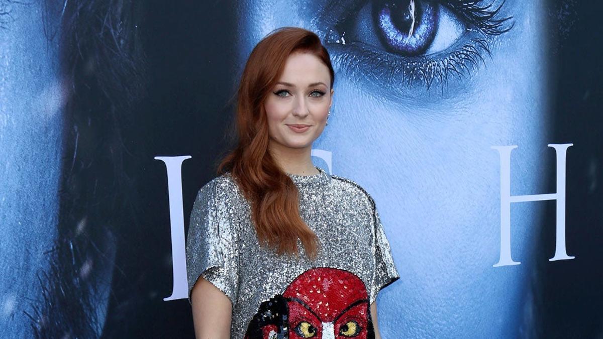 Sophie Turner en al premier de Juego de Tronos