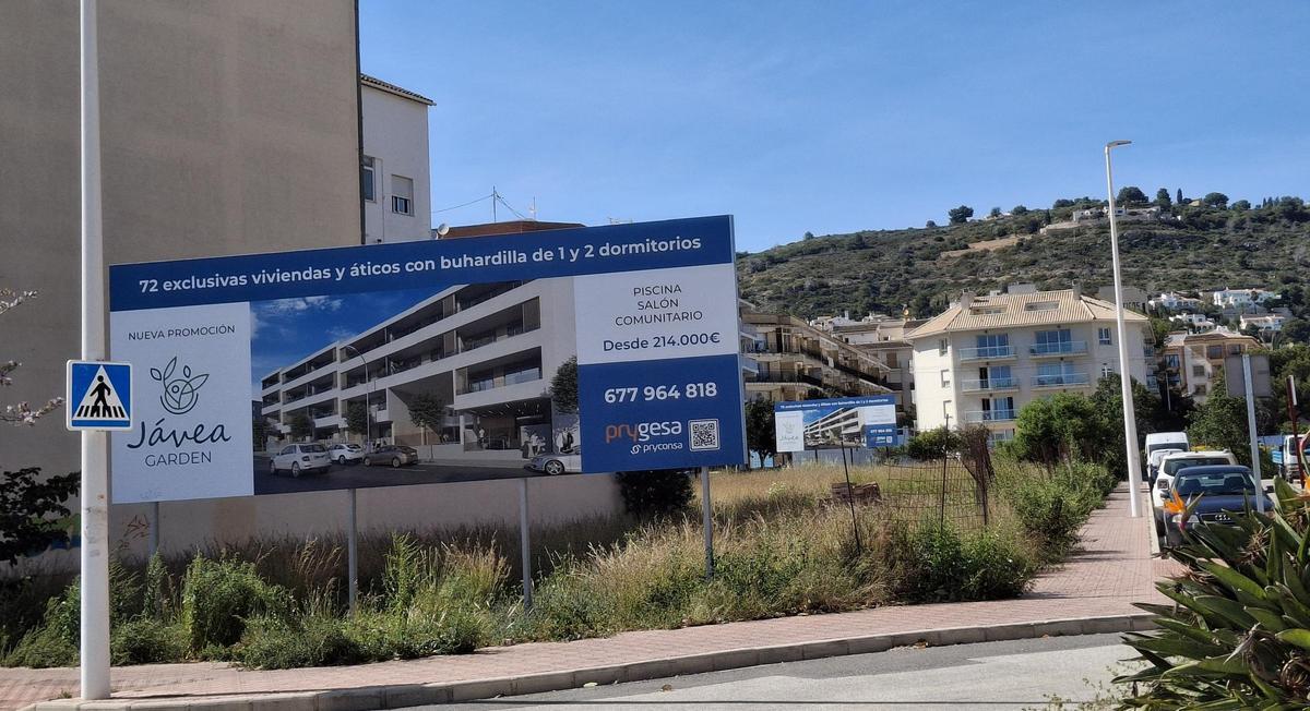 Los carteles de la nueva promoción que está pegada al barrio de Thiviers
