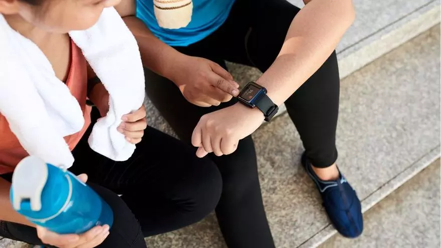 Amazon se adelanta al Prime Day y hunde el precio de este smartwatch hasta mínimos históricos