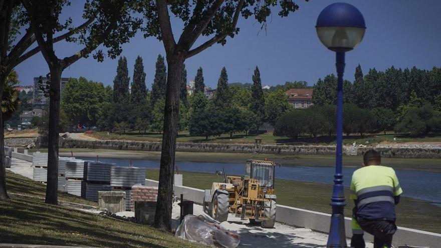 Obras del paseo de la ría de O Burgo en Culleredo y A Coruña