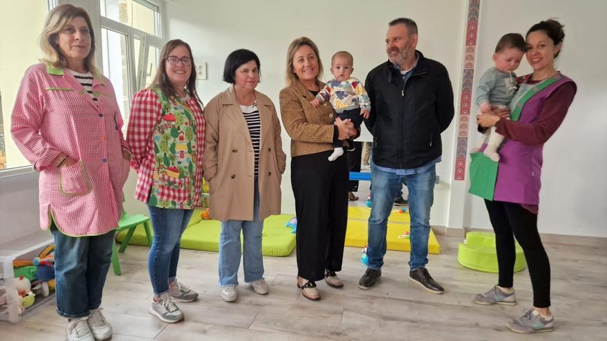 Abre sus puertas la escuelina de Onís, con 13 niños matriculados