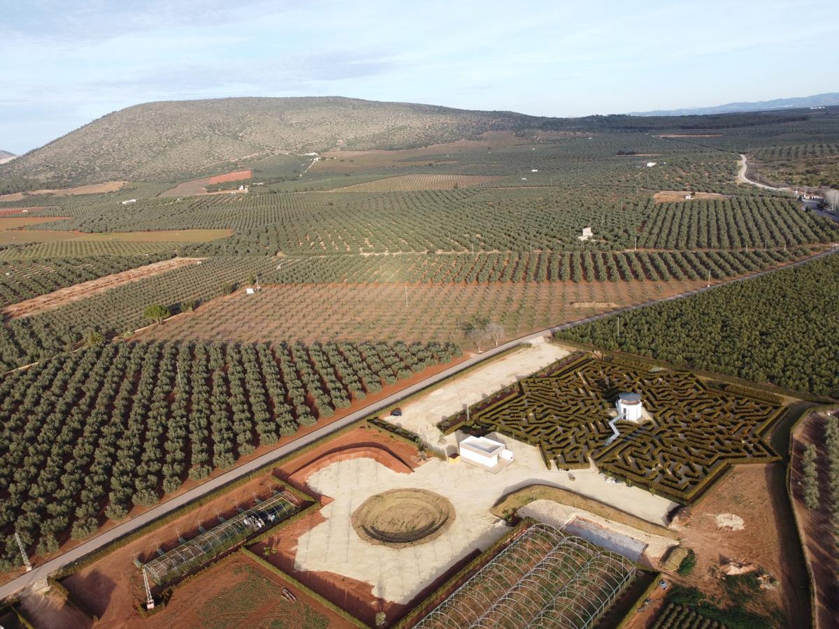 Así es Laberintus Park, el laberinto más grande de España y el único biotecnológico del mundo, situado en Humilladero, en Málaga