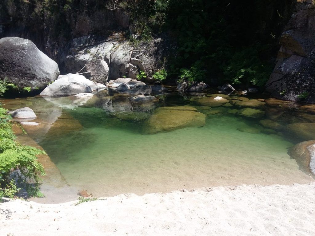 Las 'Sete Lagoas' portuguesas del Gerés: pozas con agua verde esmeralda