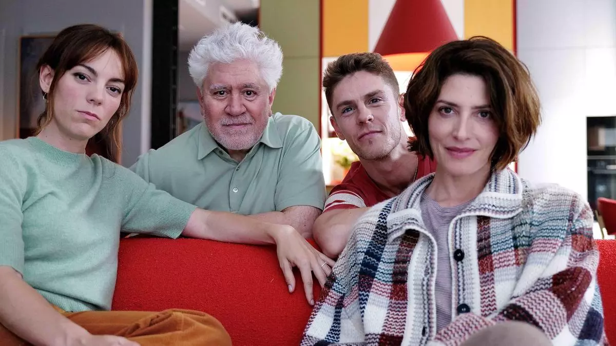 Así es lo nuevo de Pedro Almodóvar, 'Amarga Navidad', con Bárbara Lennie, Leonardo Sbaraglia, Aitana Sánchez-Gijón y Victoria Luengo
