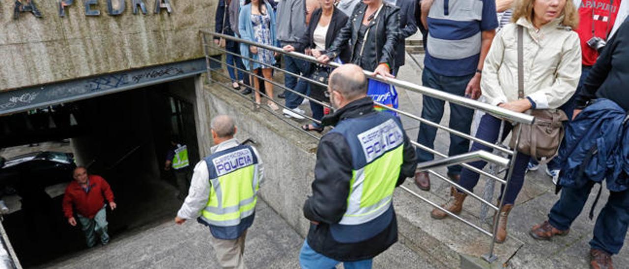 Macrorredada de la &quot;Operación Cuarzo&quot;, en A Pedra // Marta G. Brea