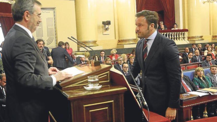 El ilicitano Pablo Ruz, tomando ayer posesión en el Senado.