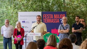 Rosario Flores, Doctor Prats i La Casa Azul: caps de cartell de la festa major de Terrassa