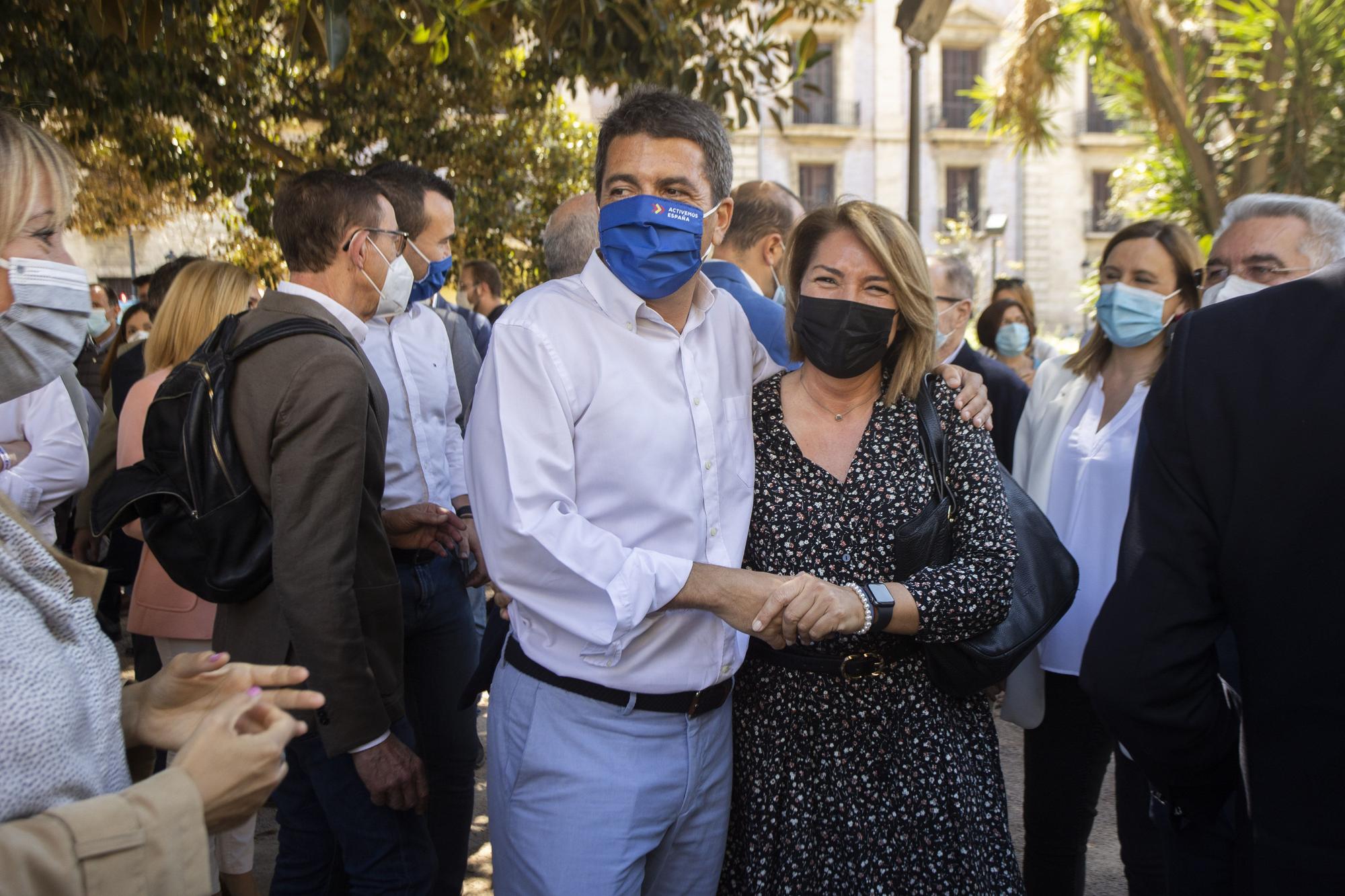 Carlos Mazón se rodea de caras conocidas en la presentación de su candidatura