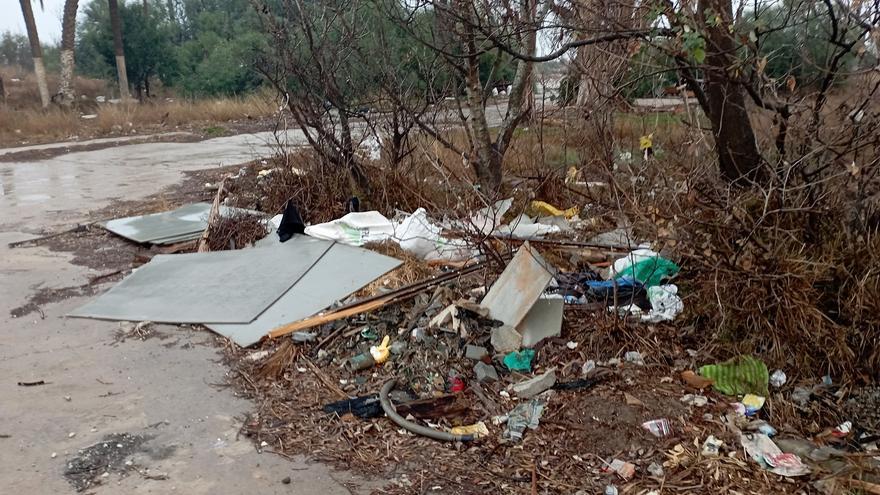 Los terrenos del Butano, con basura pero sin ley