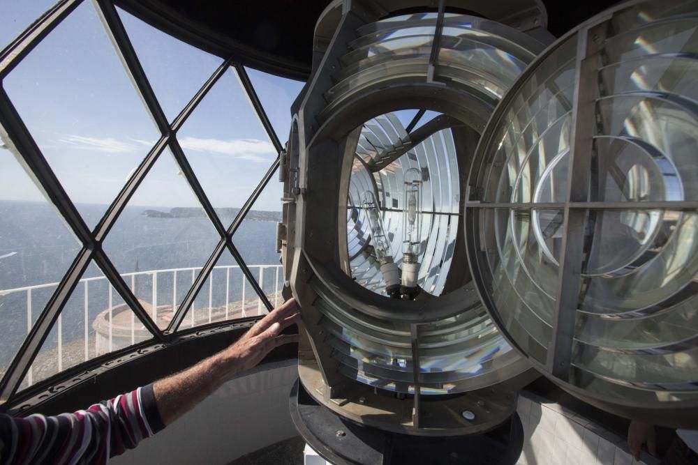 Imágenes espectaculares de los faros de Alicante