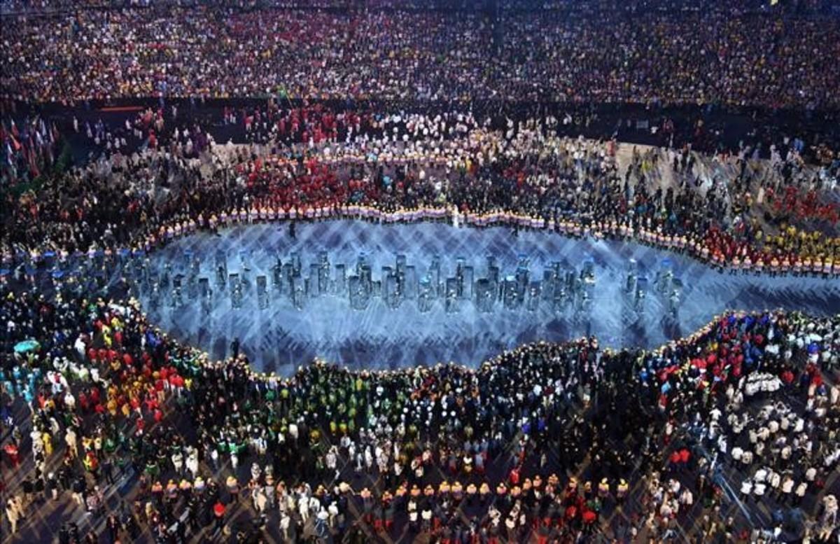 La delegación brasileña durante la ceremonia de inauguración en el estadio de Maracaná