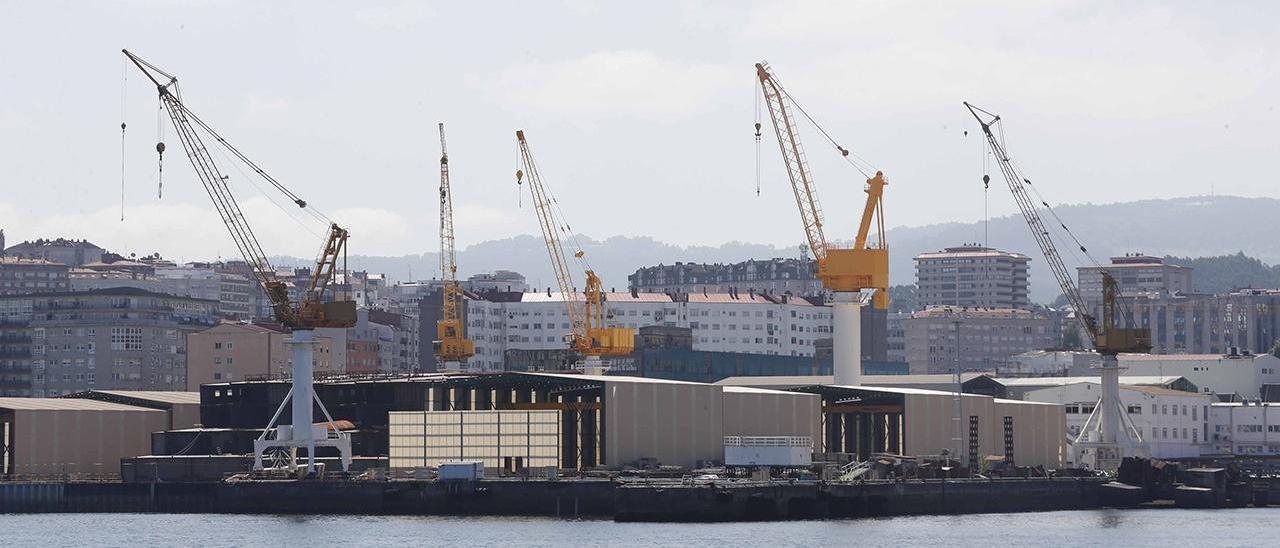 Vista del astillero Hijos de J. Barreras en Bouzas, Vigo