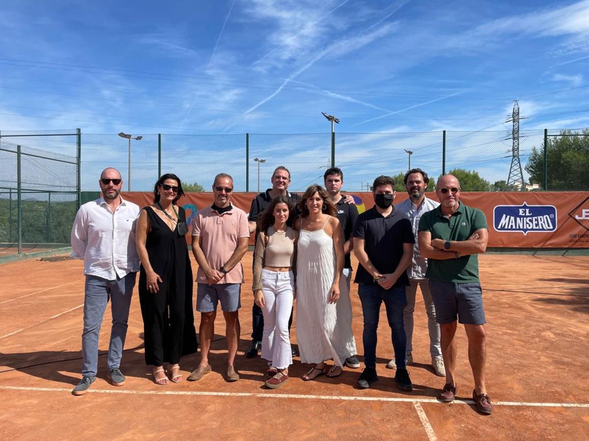 Familiares y amigos en la inauguración de la pista Rafa Motes