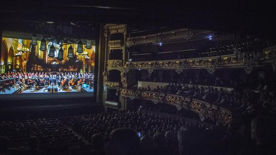 Un emotivo ‘Réquiem’ de Verdi despide a Caballé