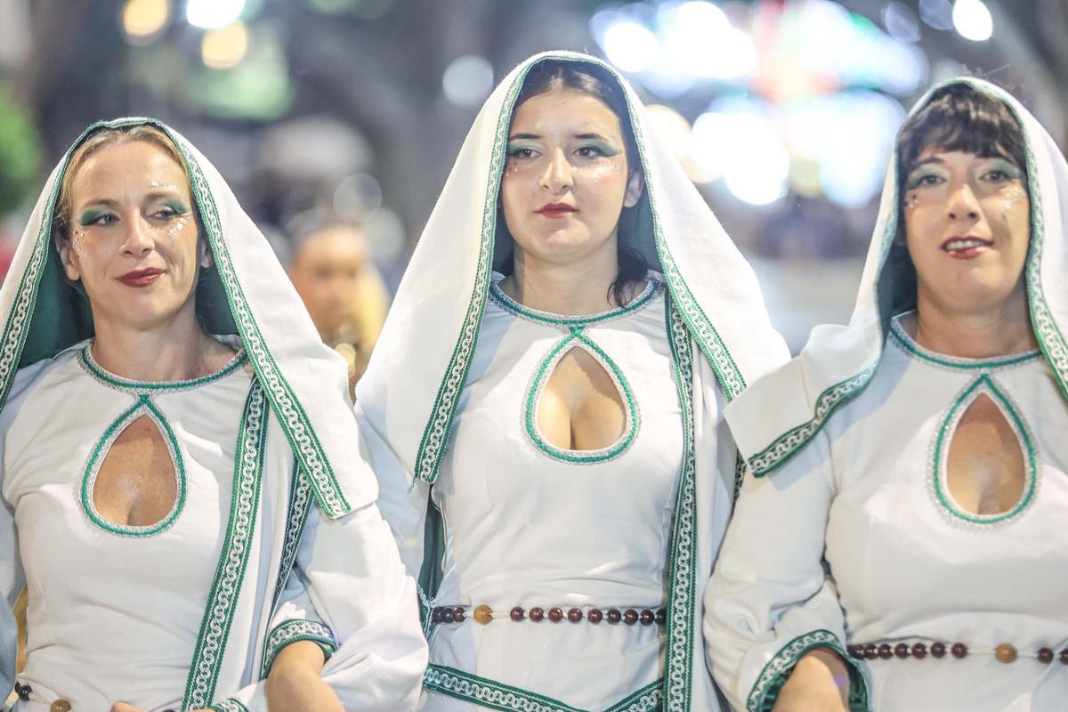 Aquí tienes las mejores imágenes de la Feria y Fiestas de Moros y Cristianos de Almoradí