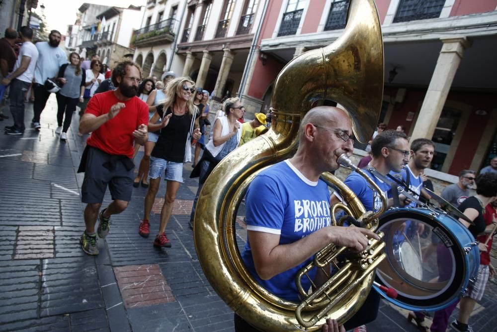 Desfile del II Festival "La Grapa"