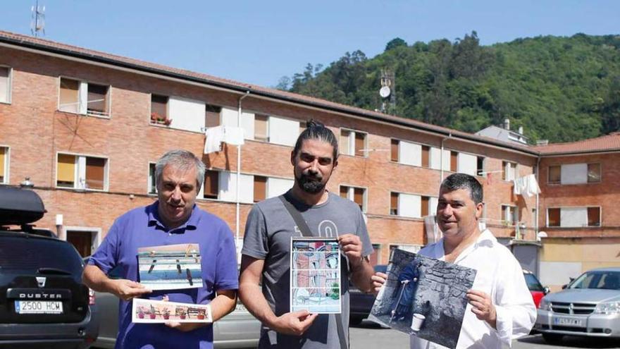 Mario Efrén García, Juan Carlos Román y Fernando Rodríguez.