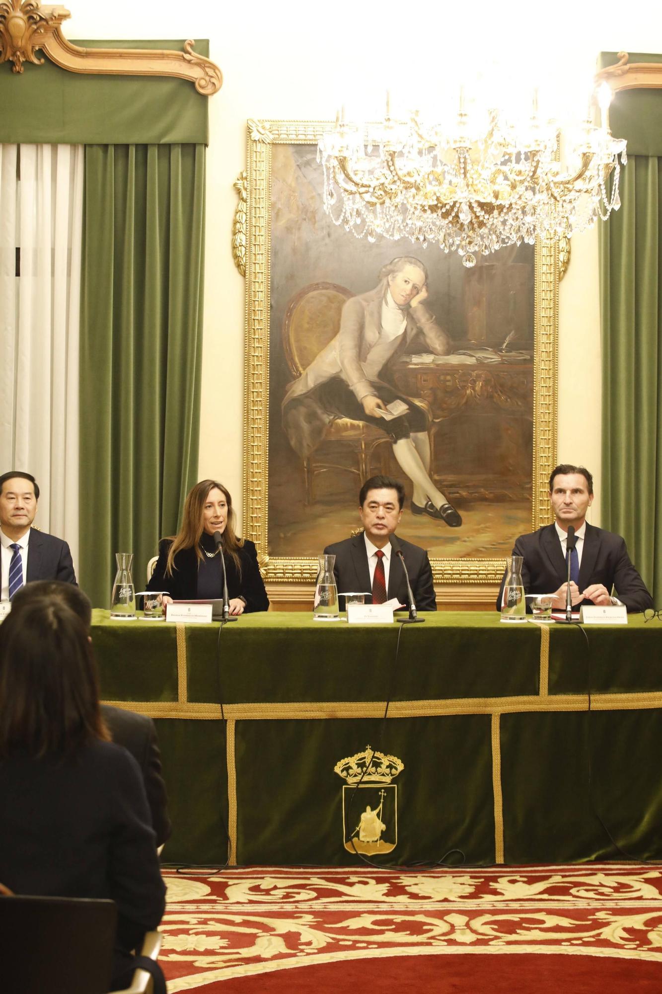 Así fue la recepción institucional a la delegación china de Yantai en Gijón (en imágenes)
