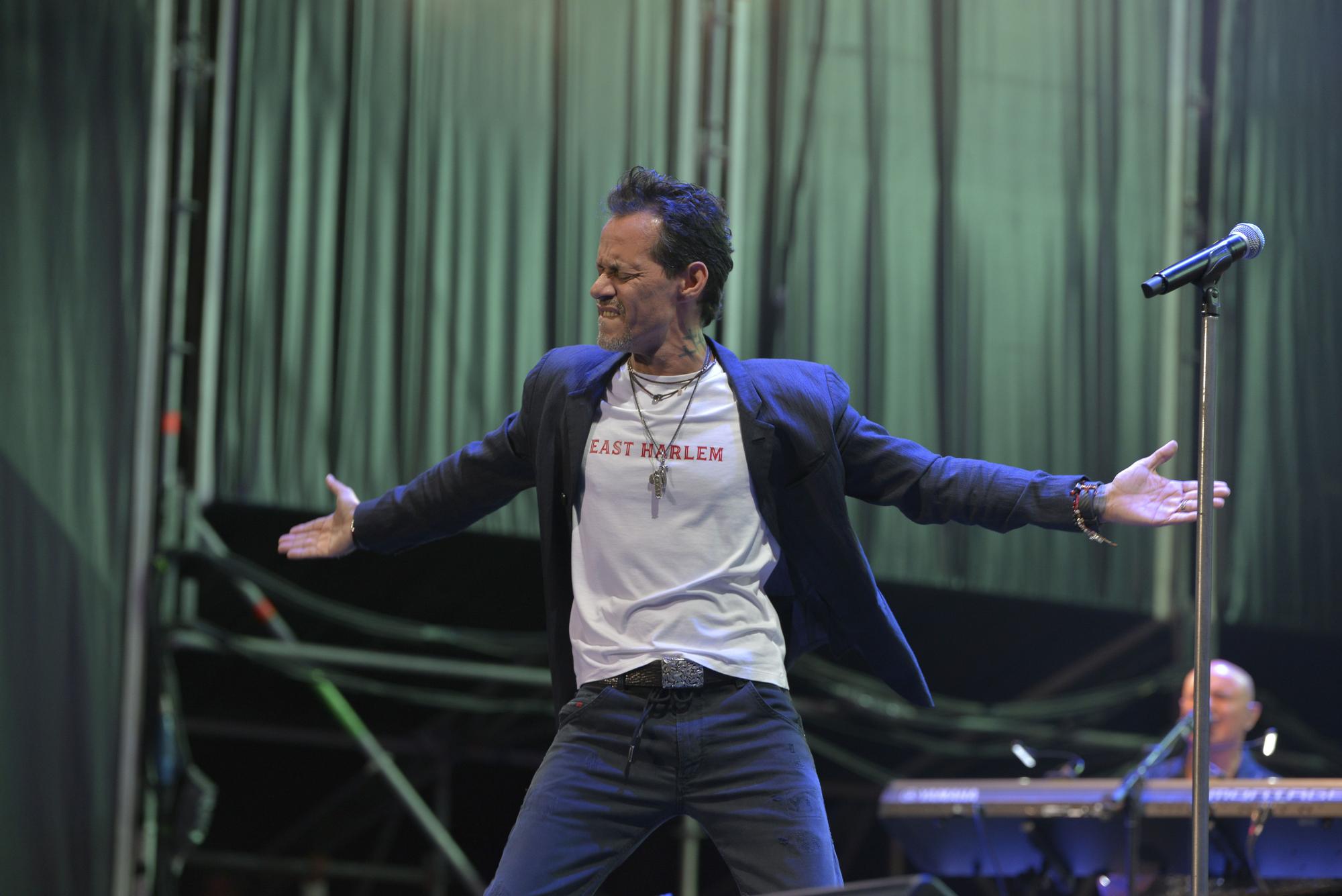 El concierto de Marc Anthony en el Marenostrum Fuengirola, en imágenes