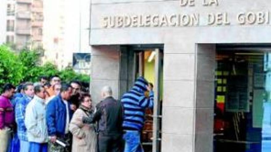 Casi 3.000 personas legalizaron su situación en Castellón por familiares