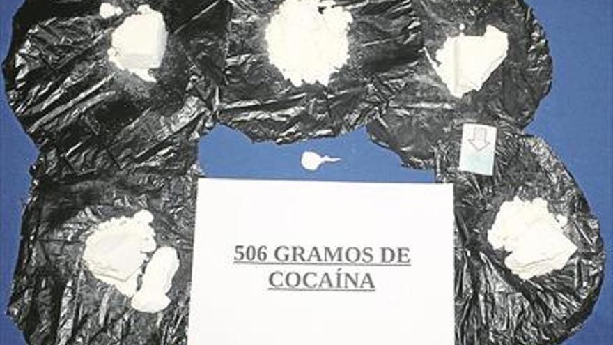 Ingresa en prisión tras ser sorprendido con medio kilo de cocaína en el maletero