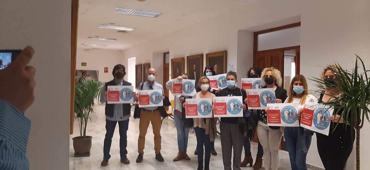 Asistencia al Pleno Ayuntamiento Córdoba, en abril