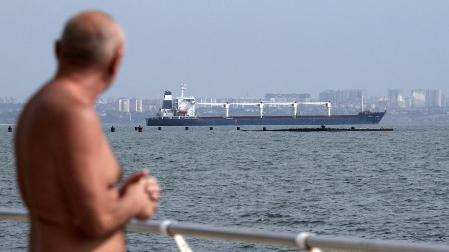 El primer carregament de gra ucraïnès surt des del port d’Odessa