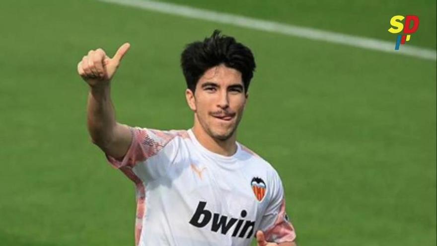 Los jugadores del Valencia CF, en las redes sociales