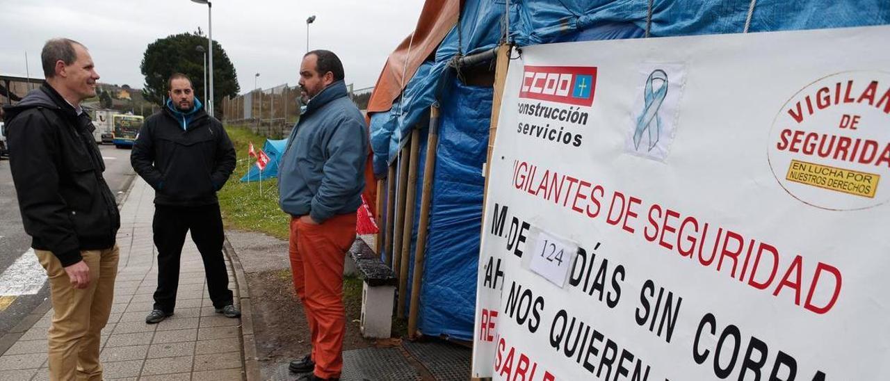 Una pasada protesta de los vigilantes del Hospital San Agustín.