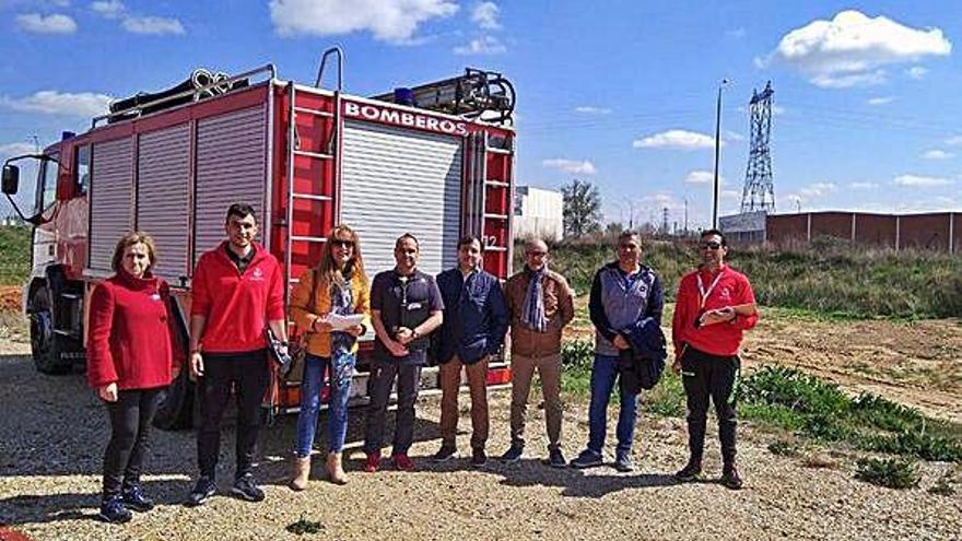 Educadores deportivos y miembros del tribunal calificador de las pruebas físicas esta semana.