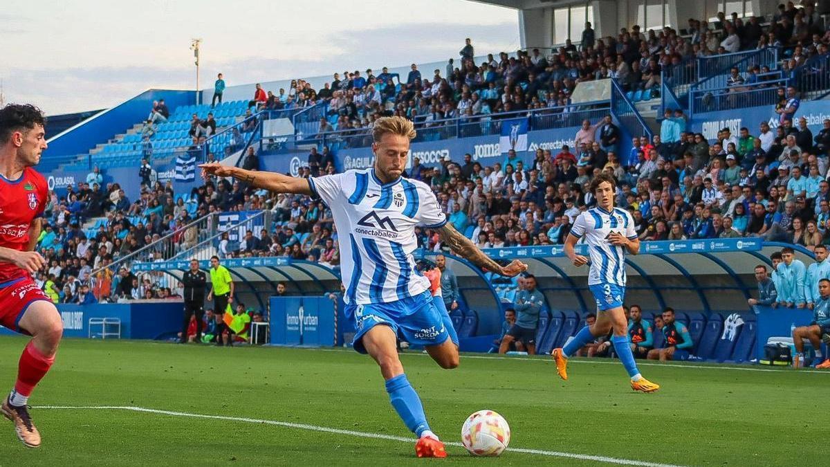 Víctor Narro, en el último partido en casa ante el Calahorra.