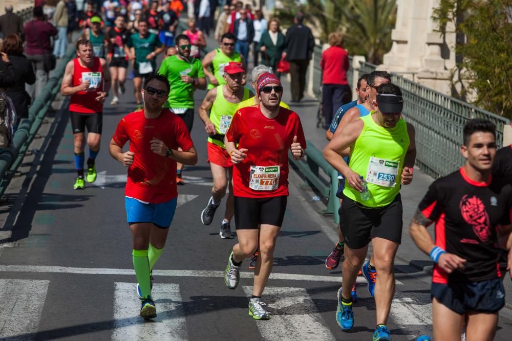 Hassanne Ahouchar gana el 44 maratón de Elche