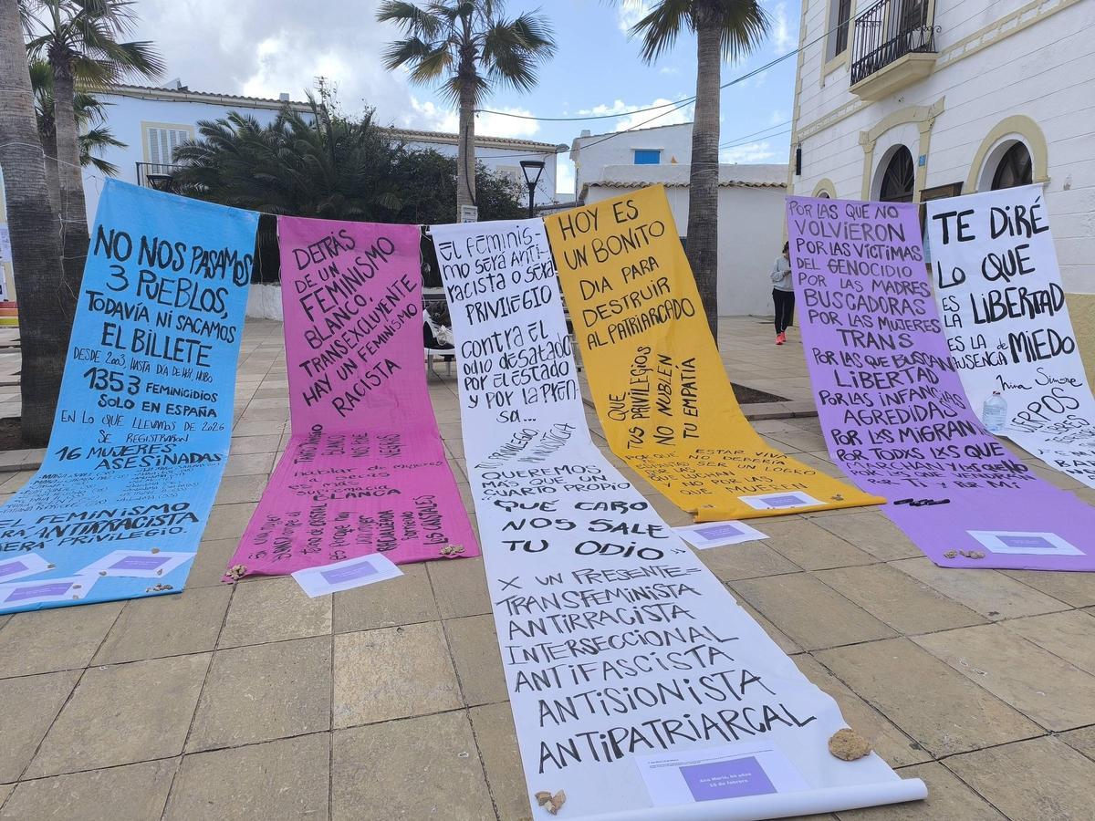 Mira las imágenes de las actividades por el Día Internacional de la Mujer en Formentera