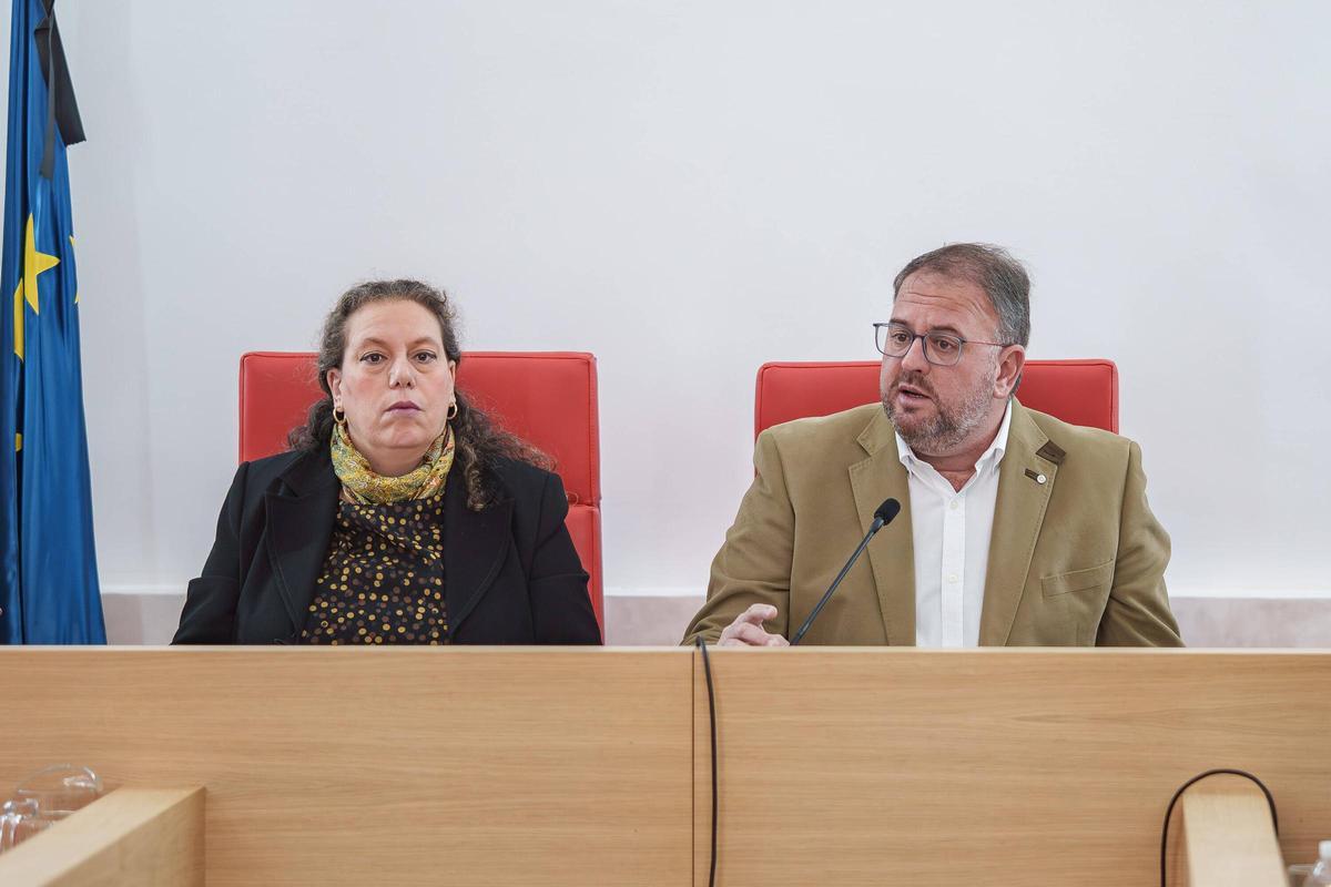 La sesión plenaria en el Ayuntamiento de Mérida se ha prolongado durante más de dos horas.