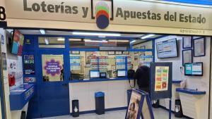 MANRESA . LOTERIA . ADMINISTRACIÓ NUMERO 8 DE MANRESA . CARREFOUR . DAVID FERNANDEZ