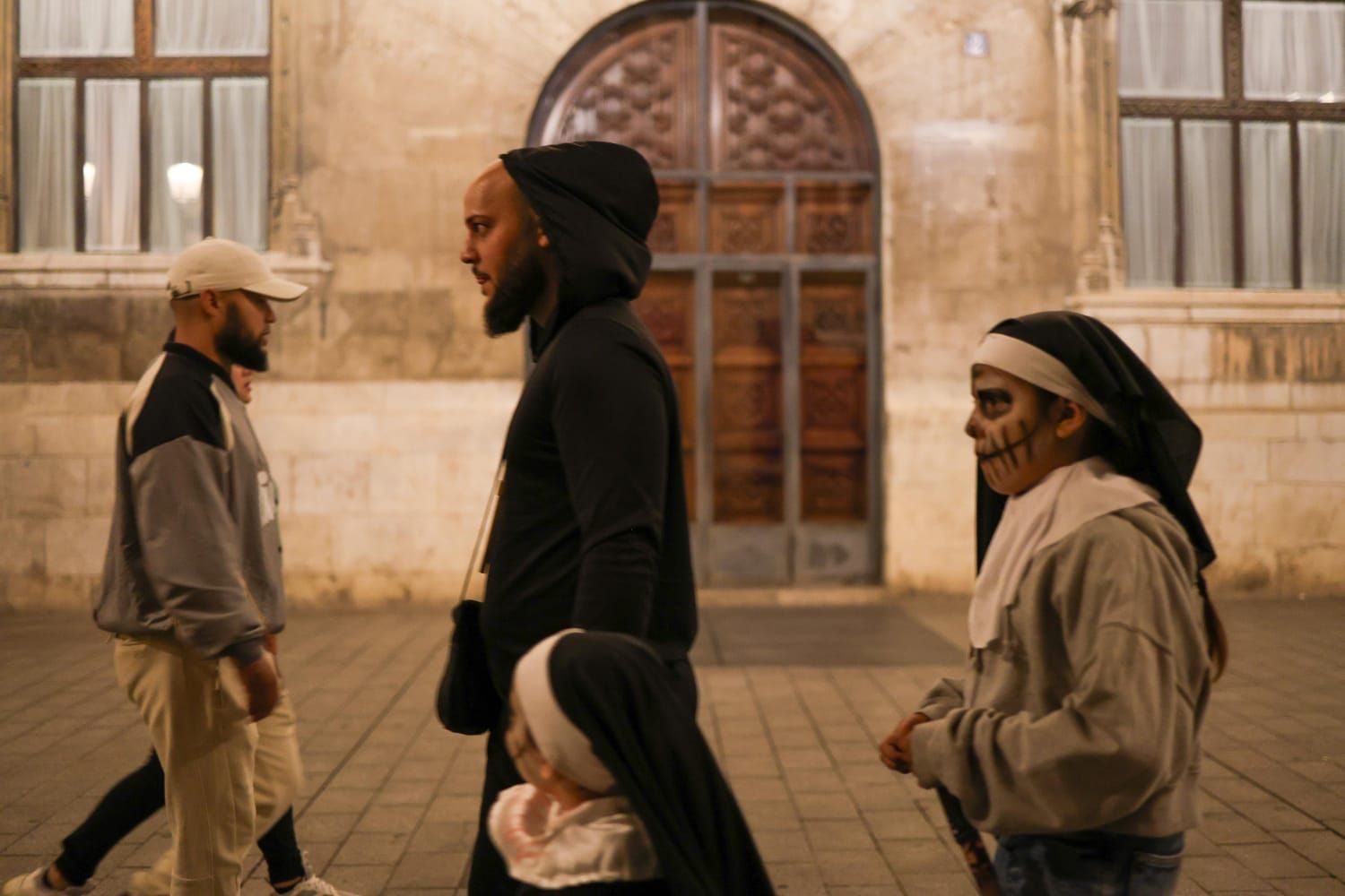València se disfraza para celebrar Halloween