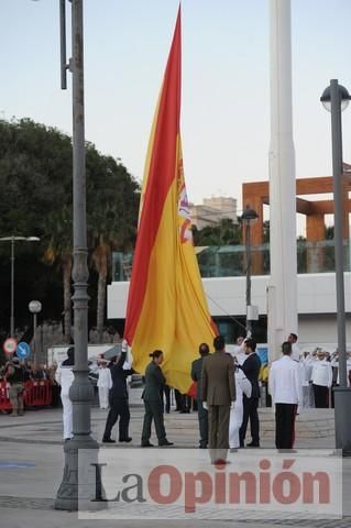 Arriado Solemne de Bandera en el puerto de Cartagena