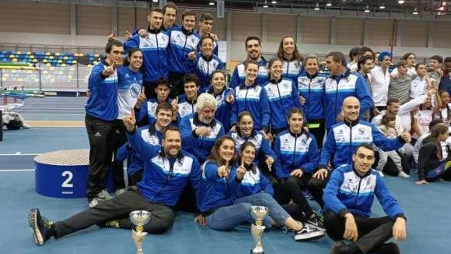 La Gimnástica se hace con la Copa Galicia de clubes de pista cubierta