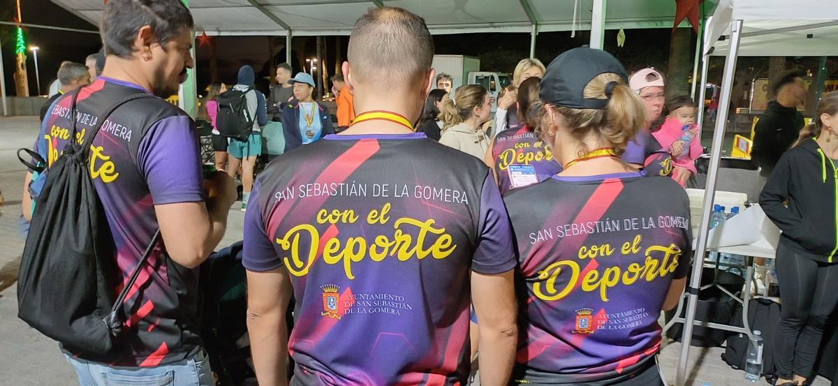 Varios participantes en una prueba deportiva celebrada en la capital colombina.