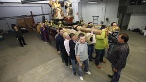 Ensayo de la Cofradía de la Coronació dEspines de Mataró en una imagen de archivo