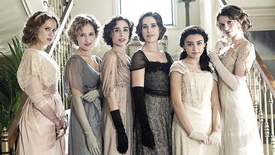 Protagonistas de la serie &quot;Seis Hermanas&quot;. // FdV