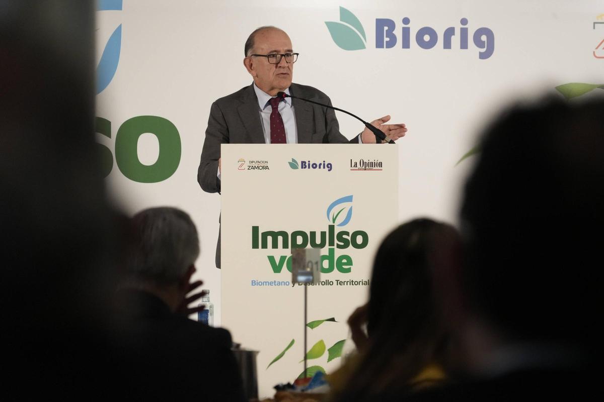 José Manuel Jiménez, director general de Infraestructuras y Sostenibilidad Ambiental de la Junta, durante el evento "Impulso verde"