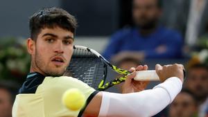 Carlos Alcaraz, durante su partido en el Mutua Madrid Open frente a Andrey Rublev