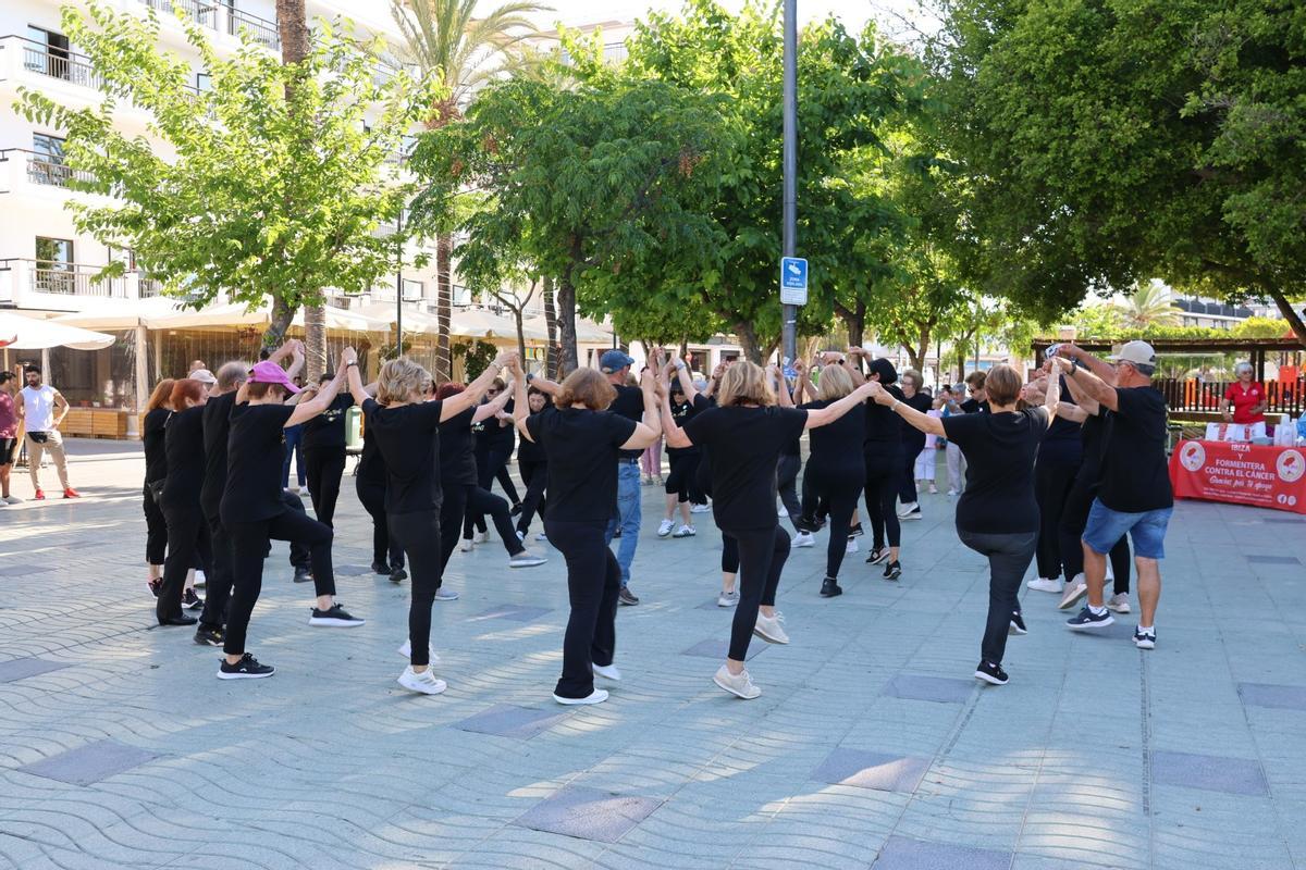 Todas las imágenes del Día Mundial sin Tabaco en Sant Antoni.