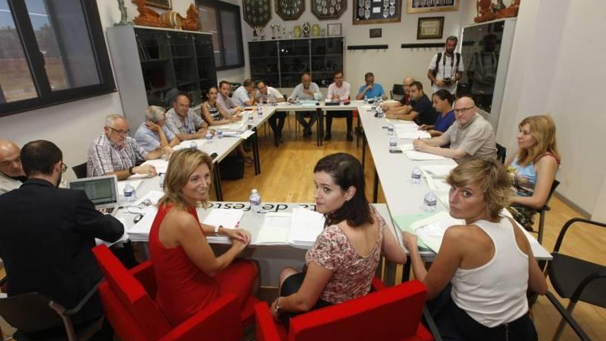 Patronato y Junta pactan para el  5 de agosto la elección de la reina