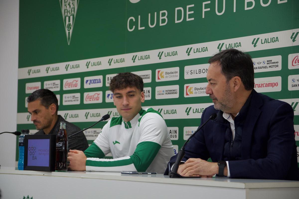 La presentación de Diego Percan, en imágenes La presentación de Diego Percan, en imágenes