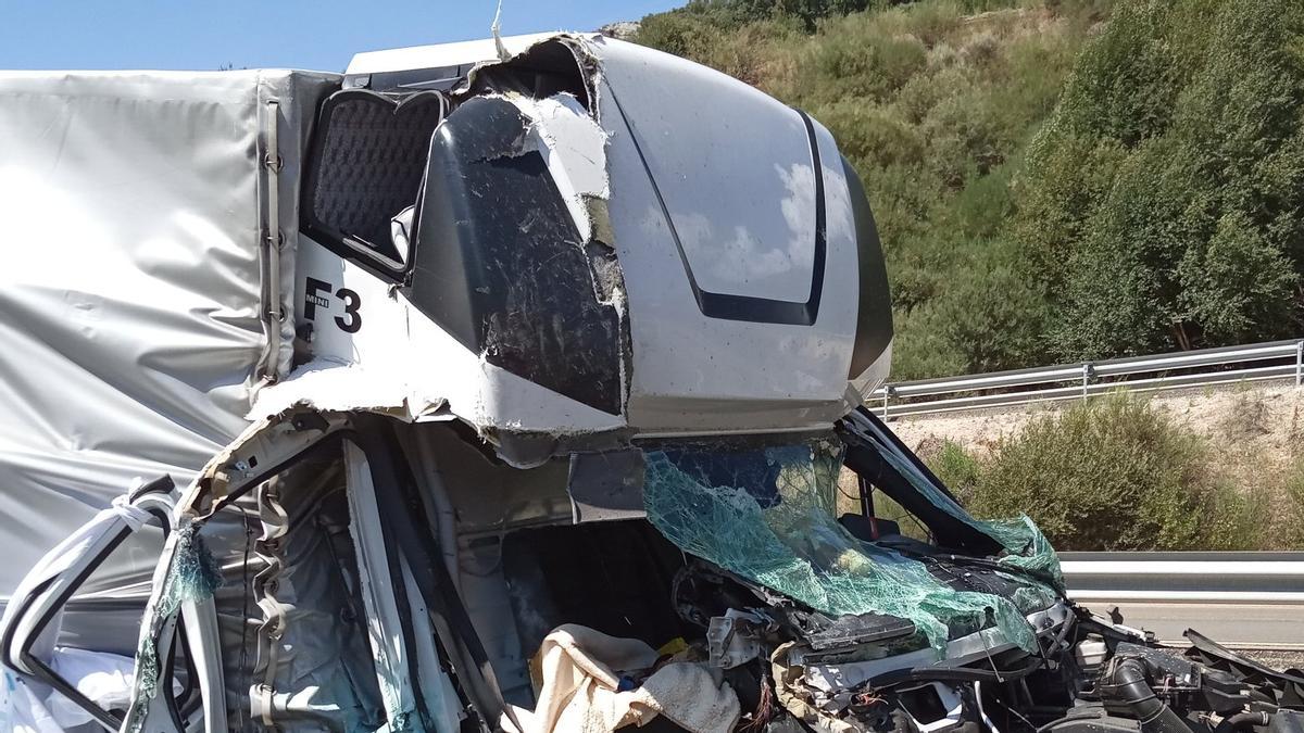 Accidente en la A-52, kilómetro 102, en dirección a Benavente.