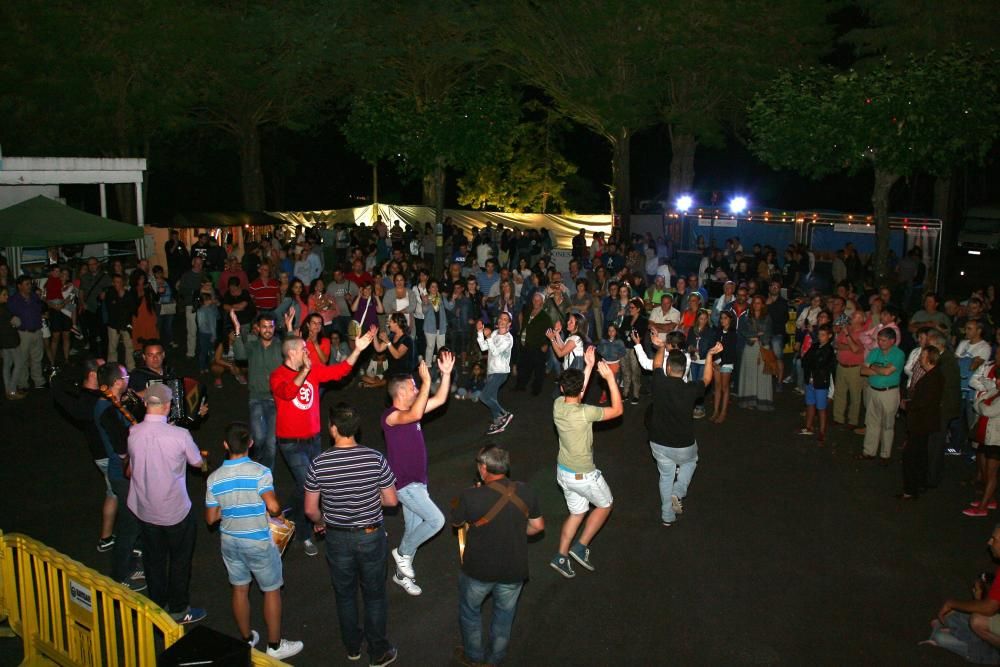 Callobre se sumerge en la música folk